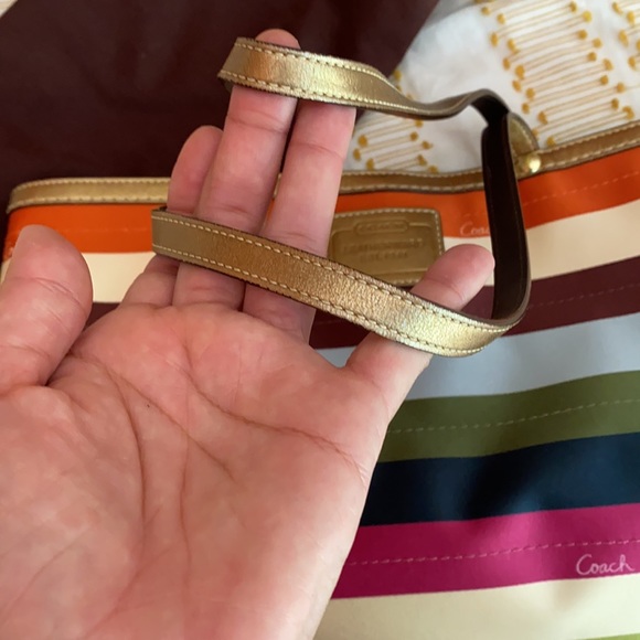 Small coach tote with dust bag - Picture 8 of 11